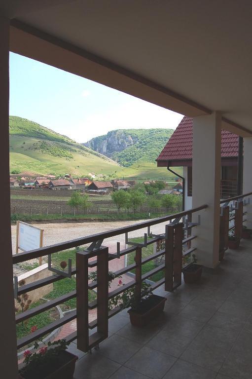 Pension Laura Cheile Turzii Petreştii de Jos Dış mekan fotoğraf